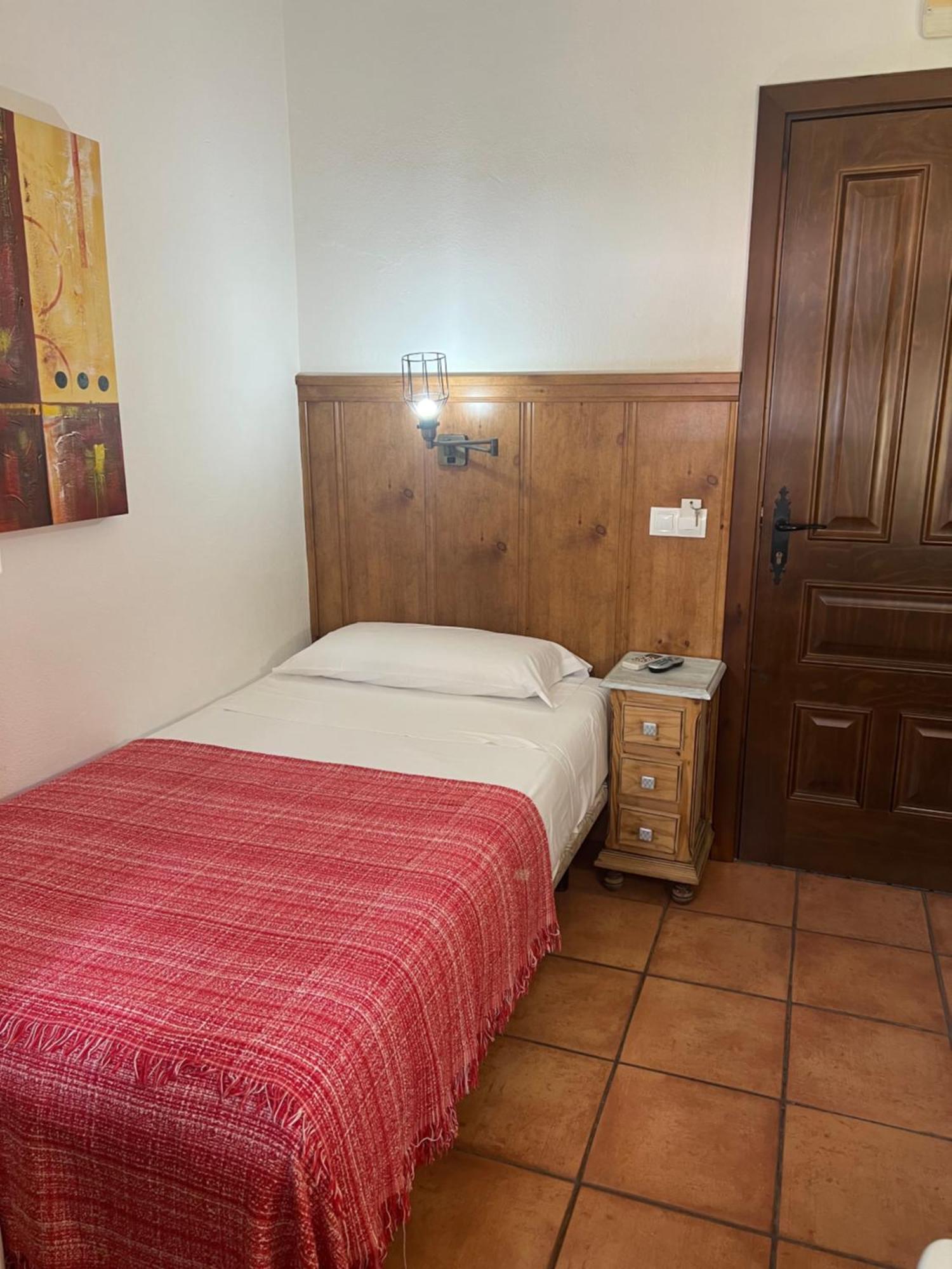 Hostal Real San Juan Del Puerto Kamer foto